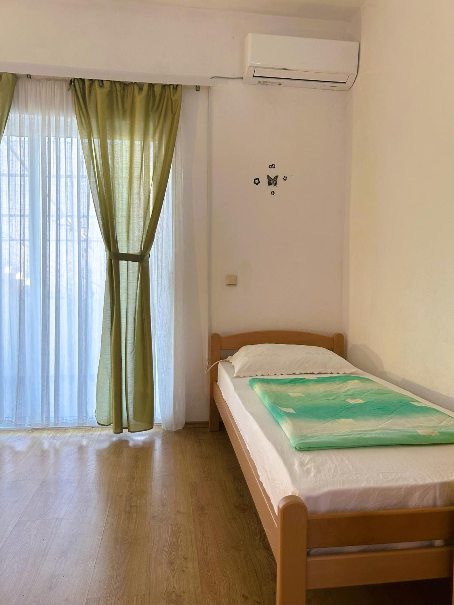 Apartments Valjan Trogir Exterior photo